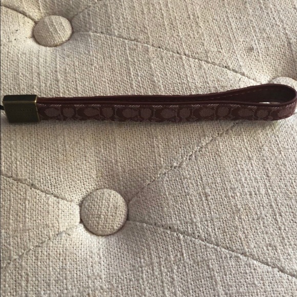 Authentic Coach Cell Phone Strap/Lanyard - Picture 4 of 5